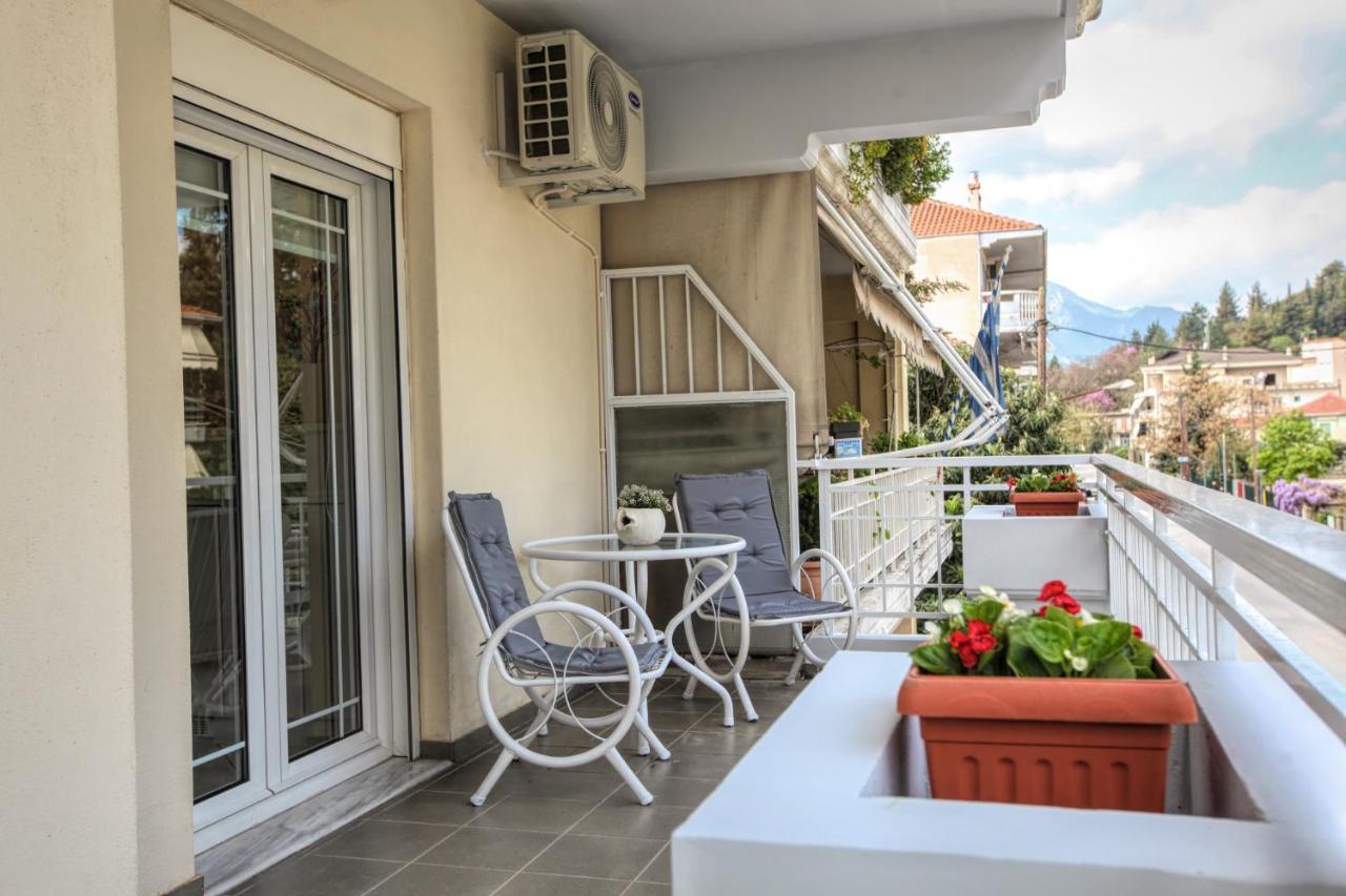 Meteora Sky House Apartment กาลัมปากา ภายนอก รูปภาพ